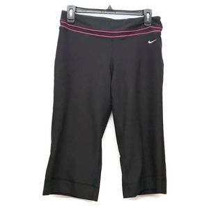 Nike Dri-Fit Athletic Workout Yoga Cropped Pants